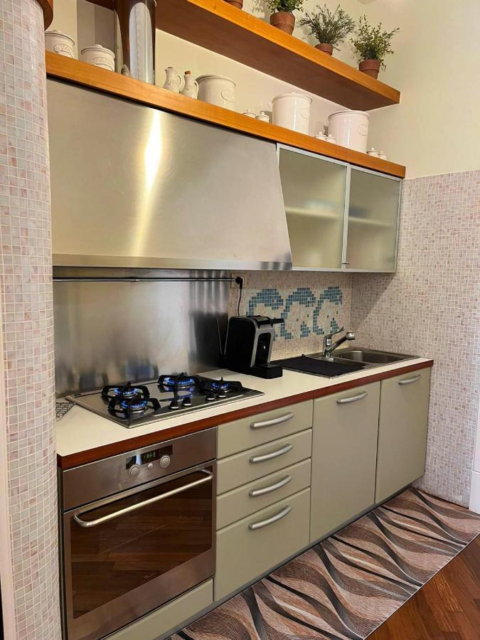 Апартаменты Chez Marie Napoli Экстерьер фото